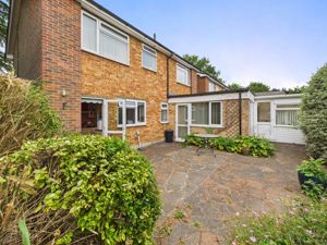 REAR ASPECT- click for photo gallery